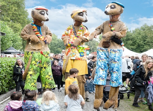 Die Party Boys — Stelzen-Walkact von Stelzentheater Björn de Vil